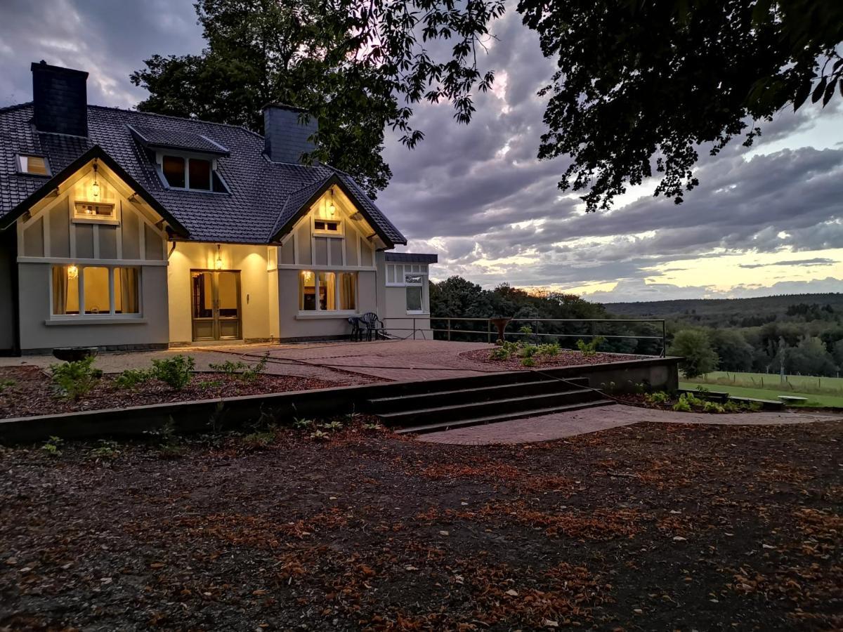 La Villa Du Pre Du Cerf Spa Bagian luar foto