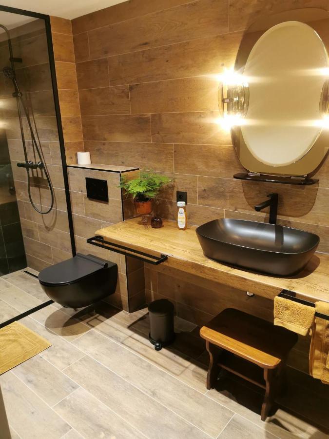 La Villa Du Pre Du Cerf Spa Bagian luar foto